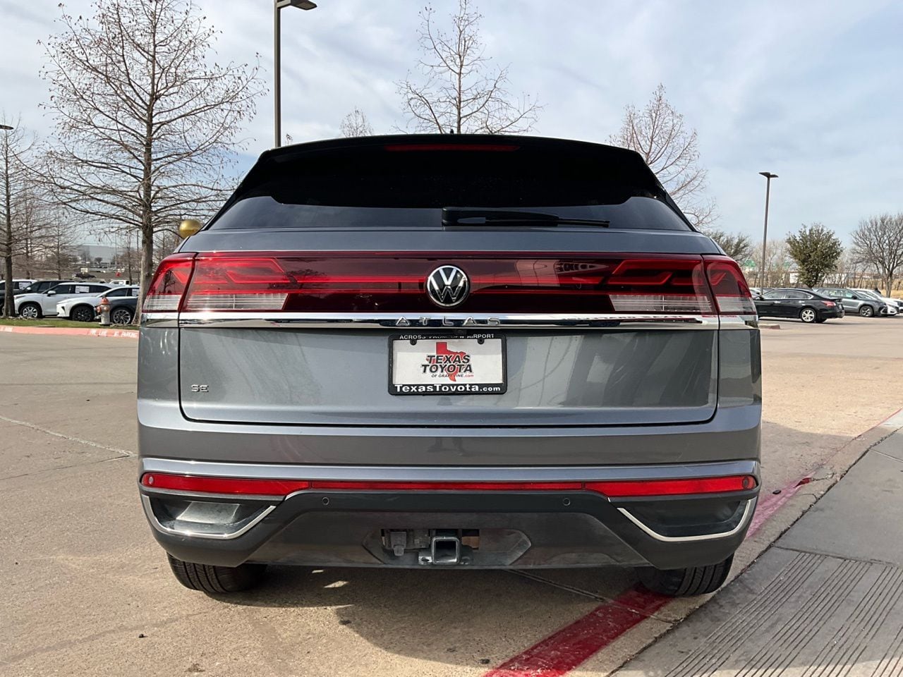 2025 Volkswagen Atlas Cross Sport SE w/Tech - Photo 7