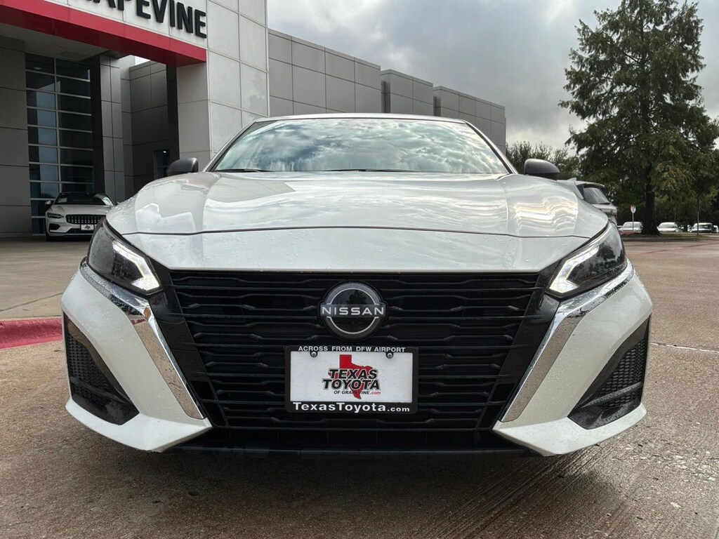 Used 2025 Nissan