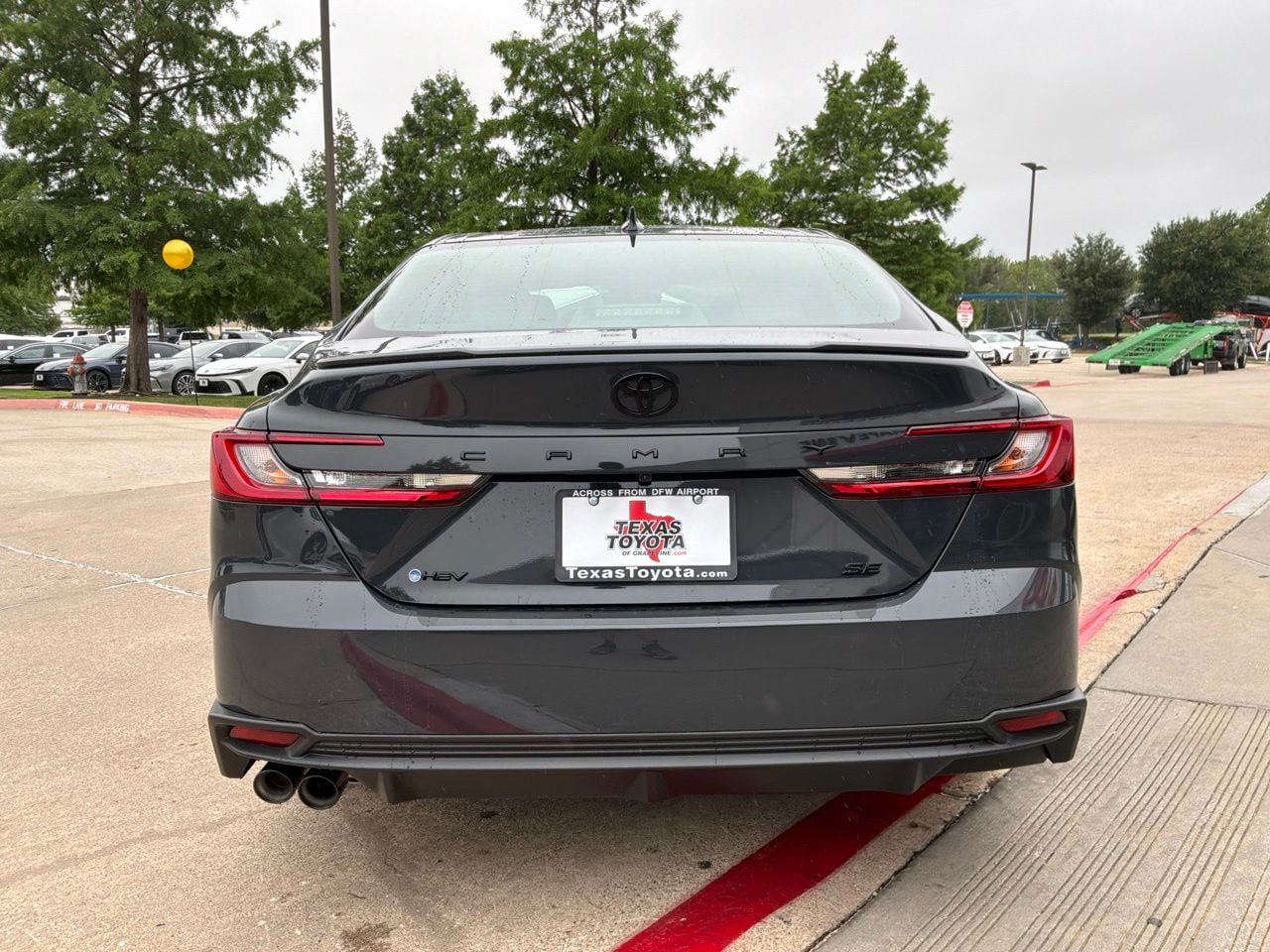 View vehicle photo 6