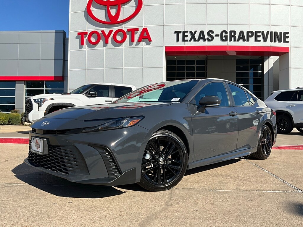 Used 2025 Toyota Camry SE Sedan