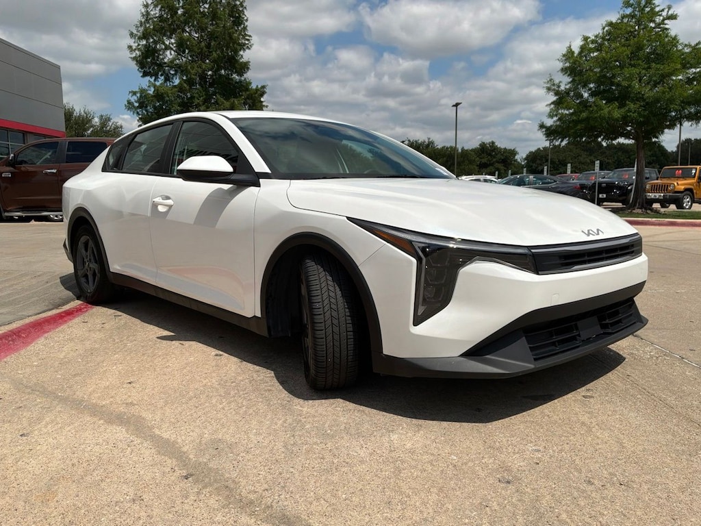 Used 2025 Kia