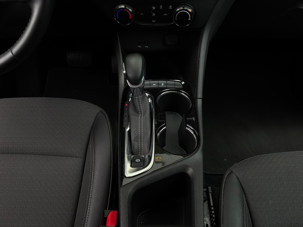 2025 Buick Encore GX Preferred - Photo 13