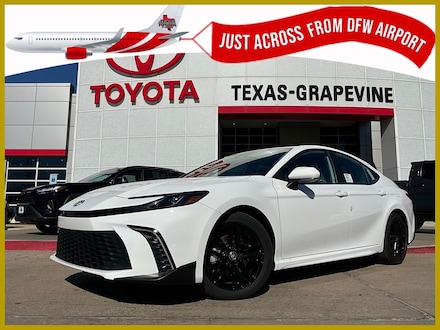 2026 Toyota Camry SE Sedan