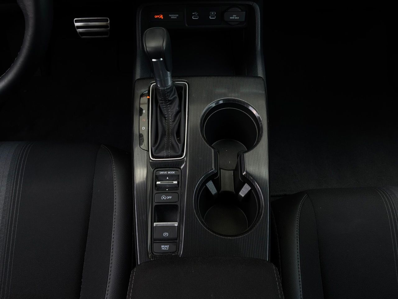 2025 Honda Civic Hatchback Sport - Photo 13