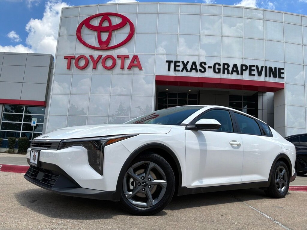 Used 2025 Kia