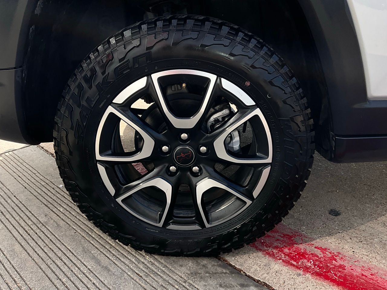 2025 Jeep Compass Trailhawk - Photo 9