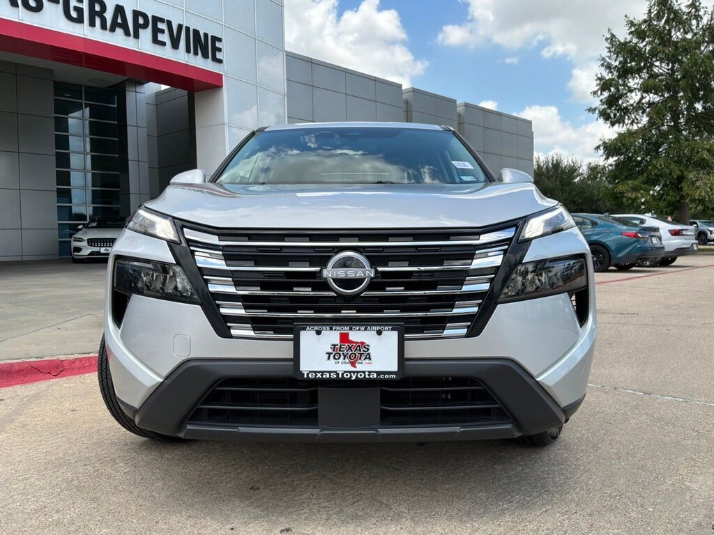 Used 2025 Nissan