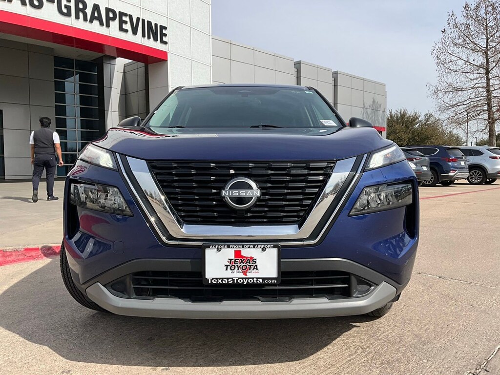 Used 2023 Nissan