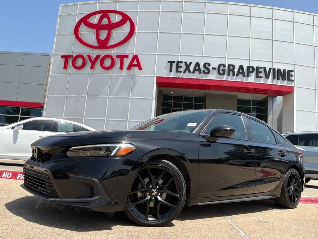 Used 2024 Honda Civic Sport Hatchback