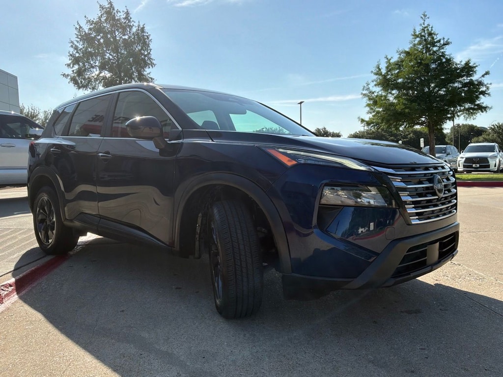Used 2025 Nissan