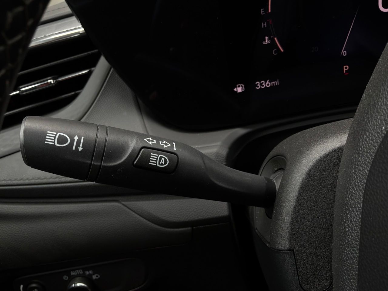2025 Buick Encore GX Preferred - Photo 34