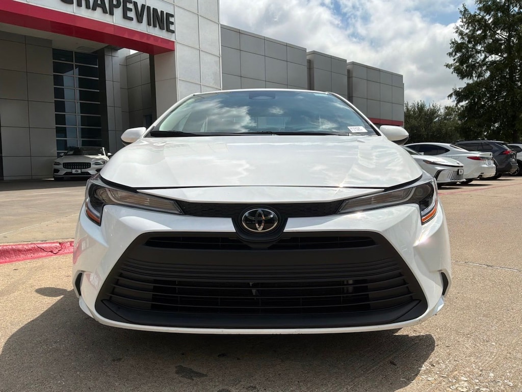Used 2025 Toyota Corolla LE Sedan
