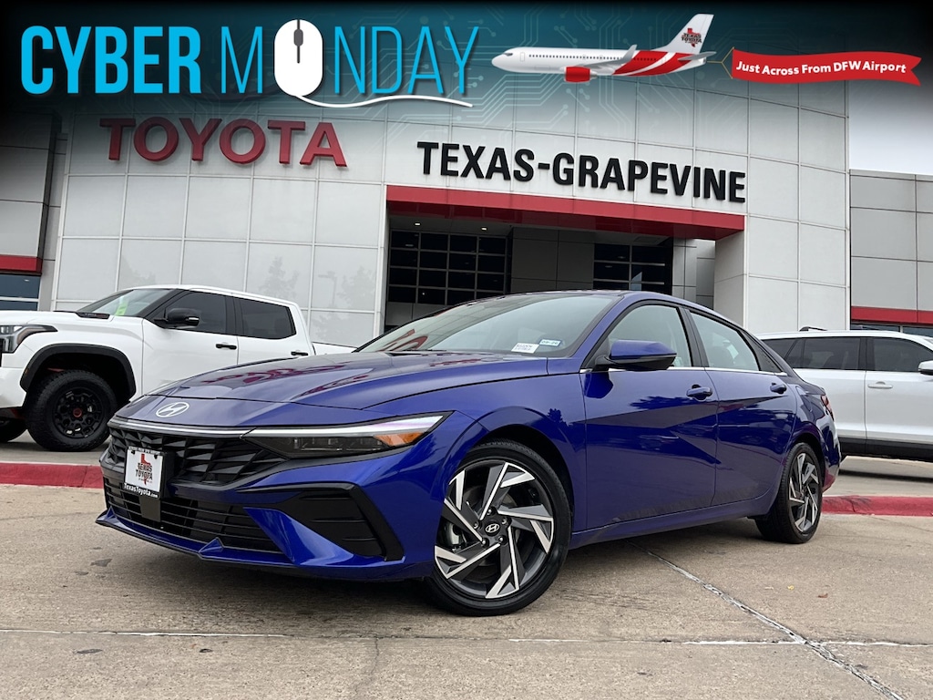 Used 2025 Hyundai Elantra Hybrid Limited Sedan