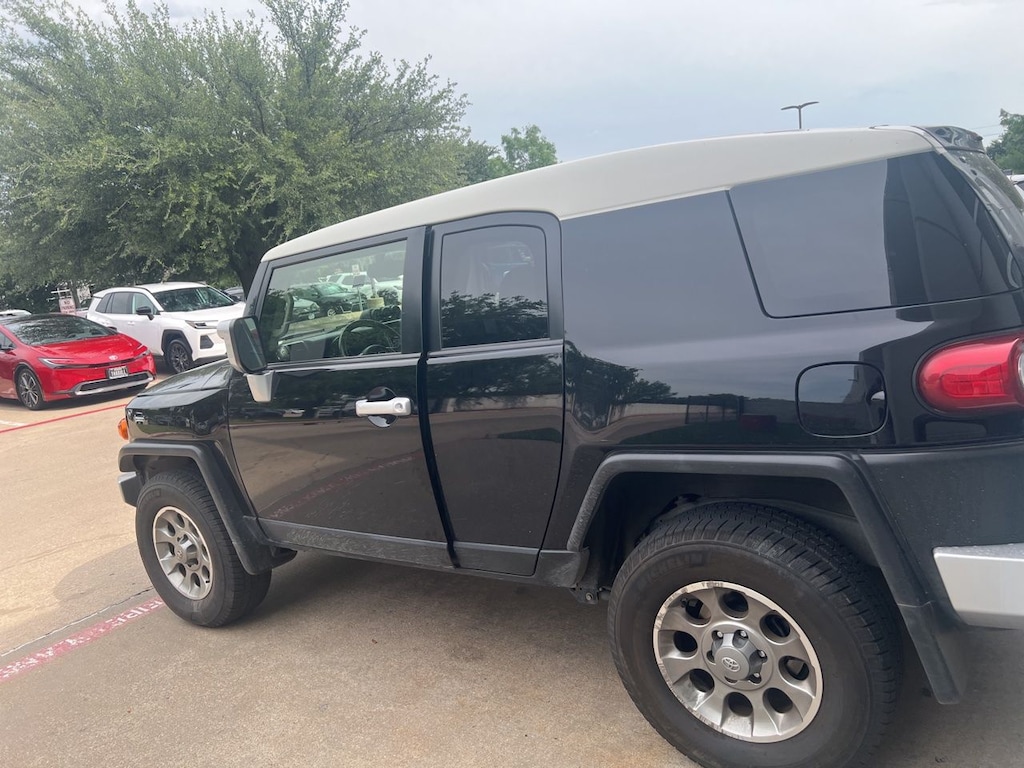 Used 2013 Toyota FJ Cruiser Base SUV