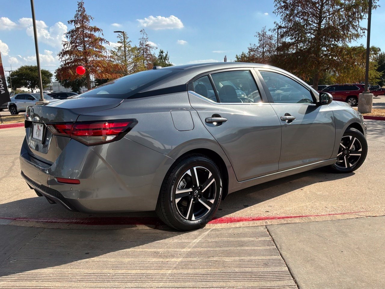 2025 Nissan Sentra SV - Photo 6