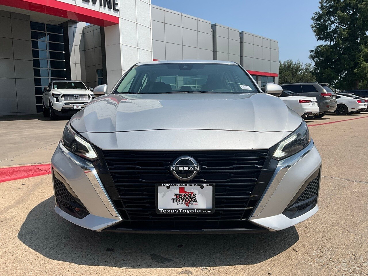 2023 Nissan Altima 2.5 S photo 3