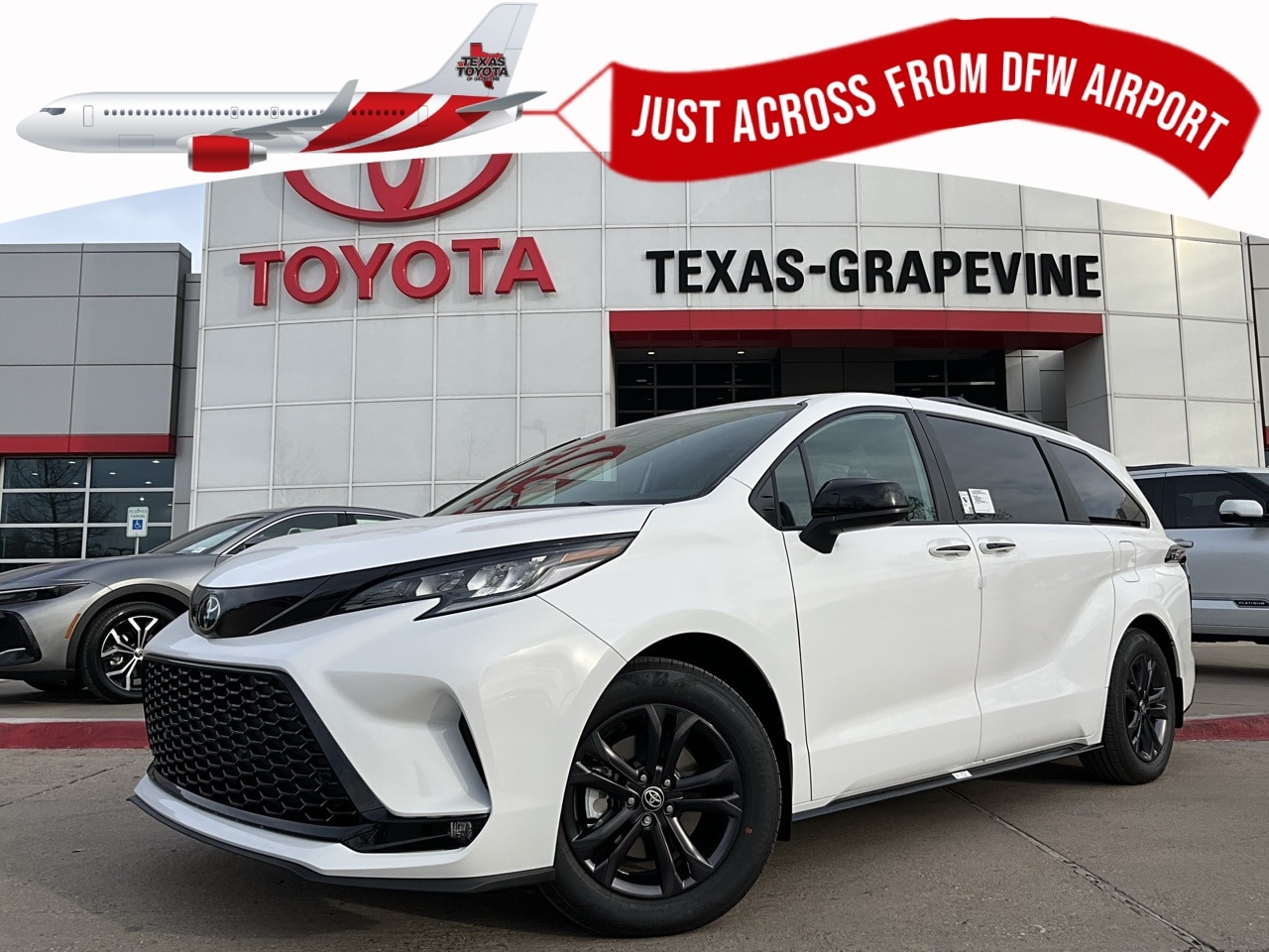 2026 Toyota Sienna XSE's photo