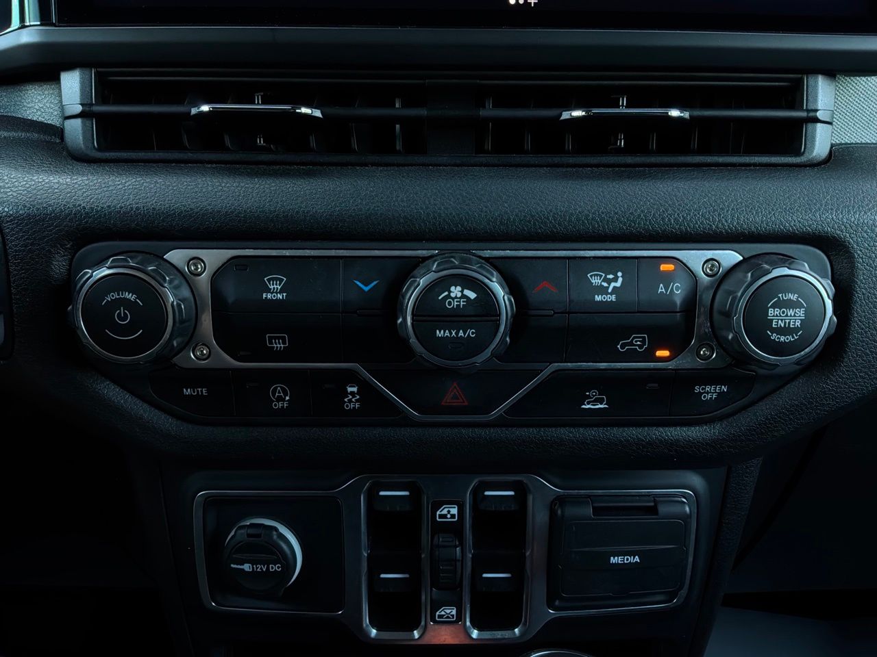 2025 Jeep Wrangler 4-Door Sport S - Photo 27