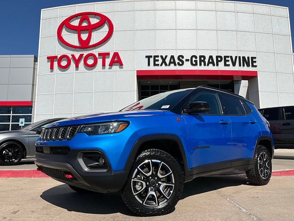 Used 2025 Jeep Compass Trailhawk SUV
