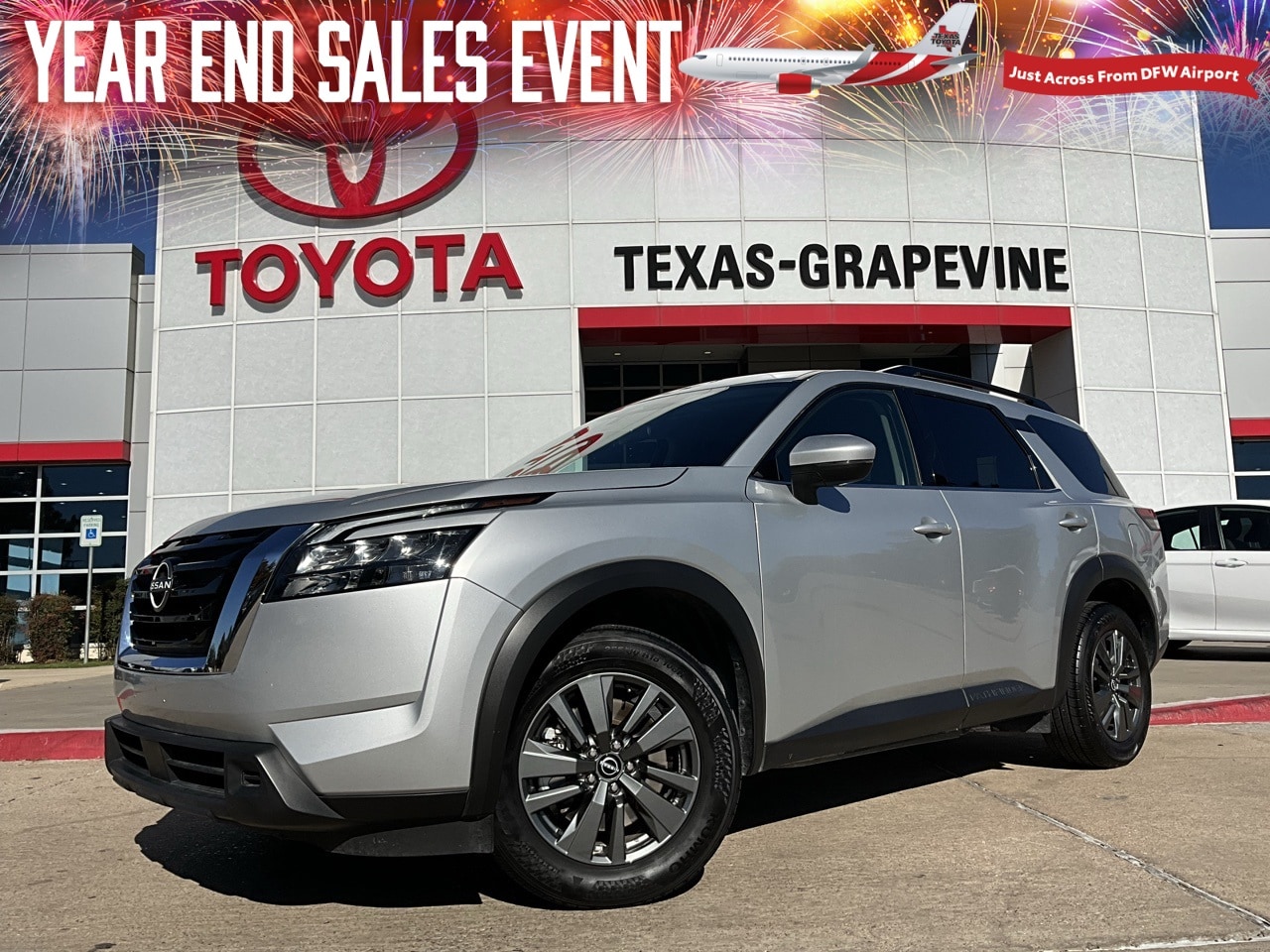 2025 Nissan Pathfinder SV's photo