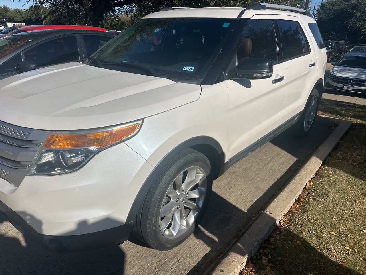 2015 Ford Explorer XLT's photo
