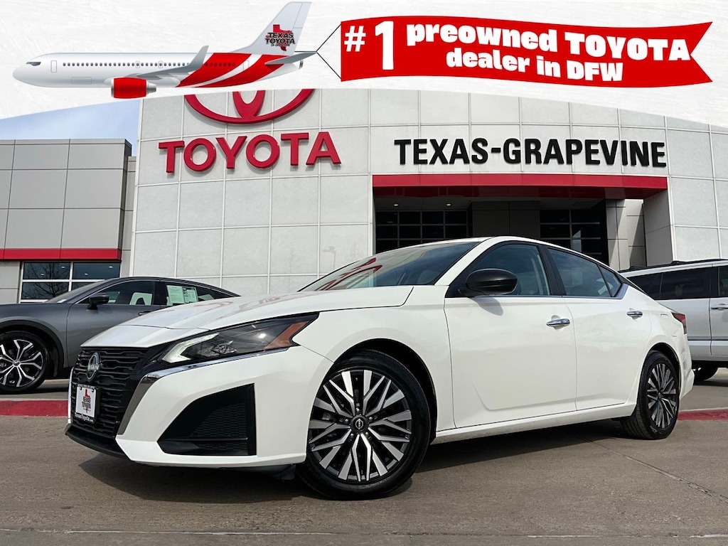 Used 2025 Nissan Altima 2.5 SV Sedan