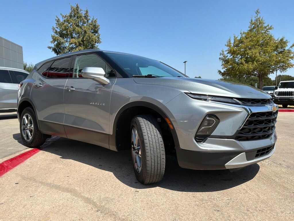 Used 2025 Chevrolet Blazer LT SUV