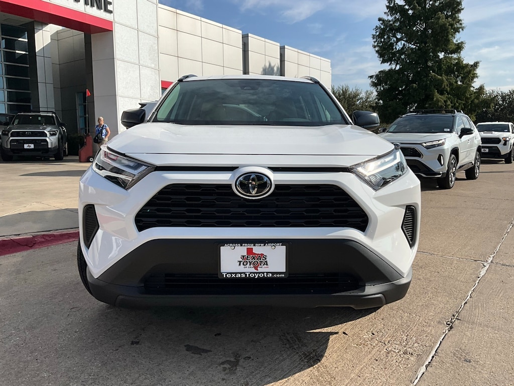 New 2025 Toyota RAV4 Hybrid LE SUV