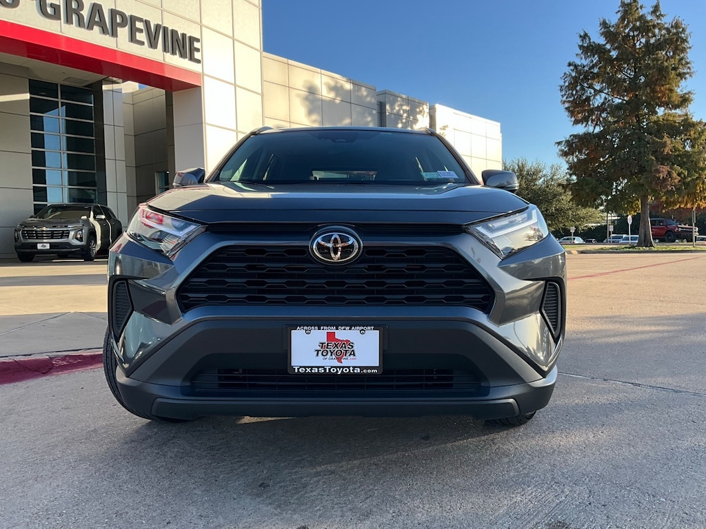Used 2025 Toyota RAV4 XLE SUV