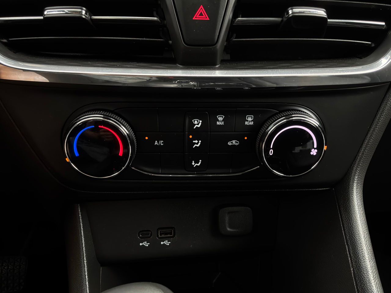 2025 Buick Encore GX Preferred - Photo 24