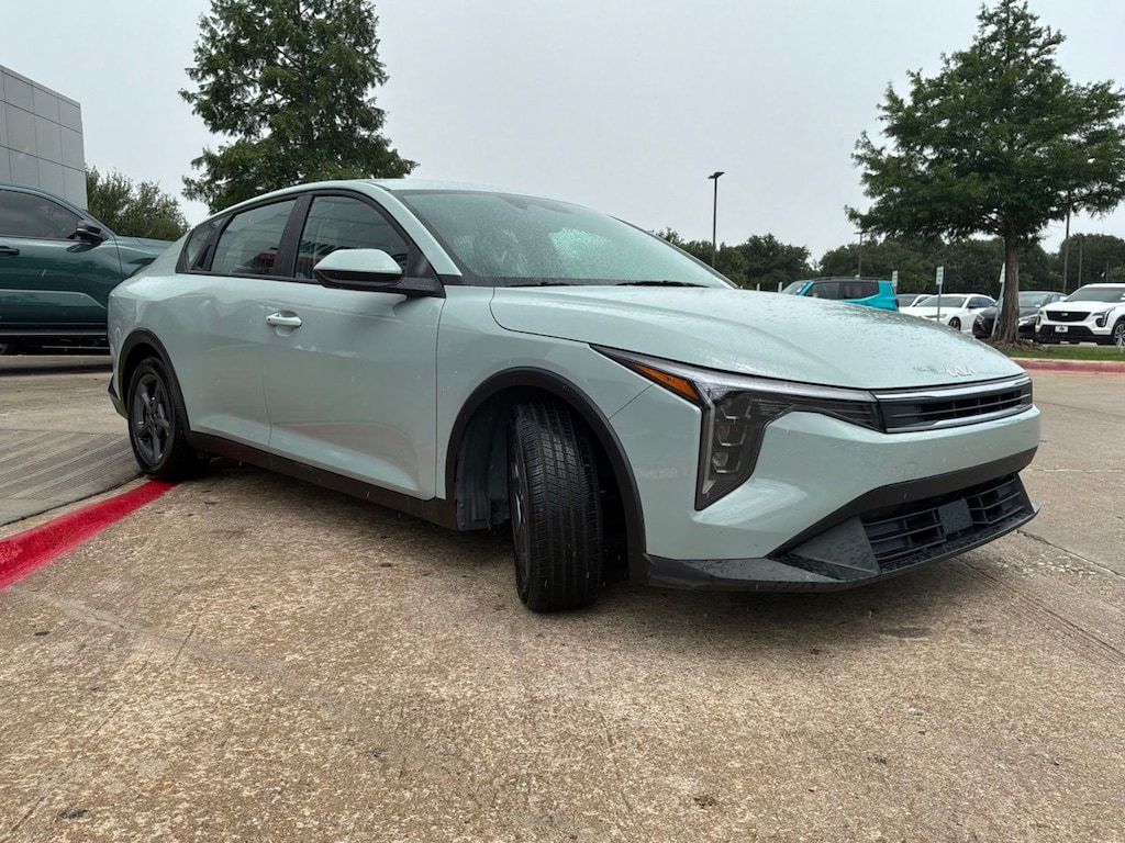 Used 2025 Kia