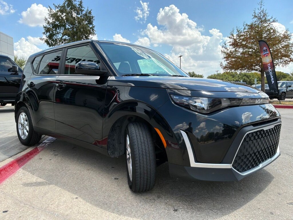 Used 2025 Kia