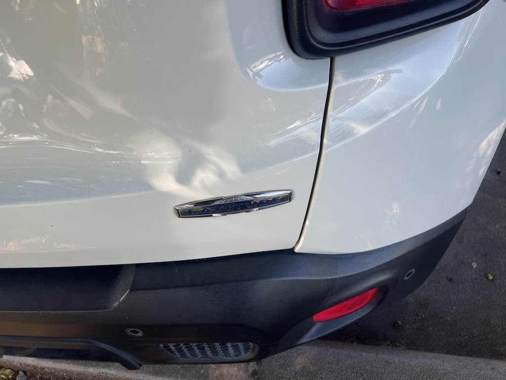 Used 2015 Jeep Renegade Latitude SUV