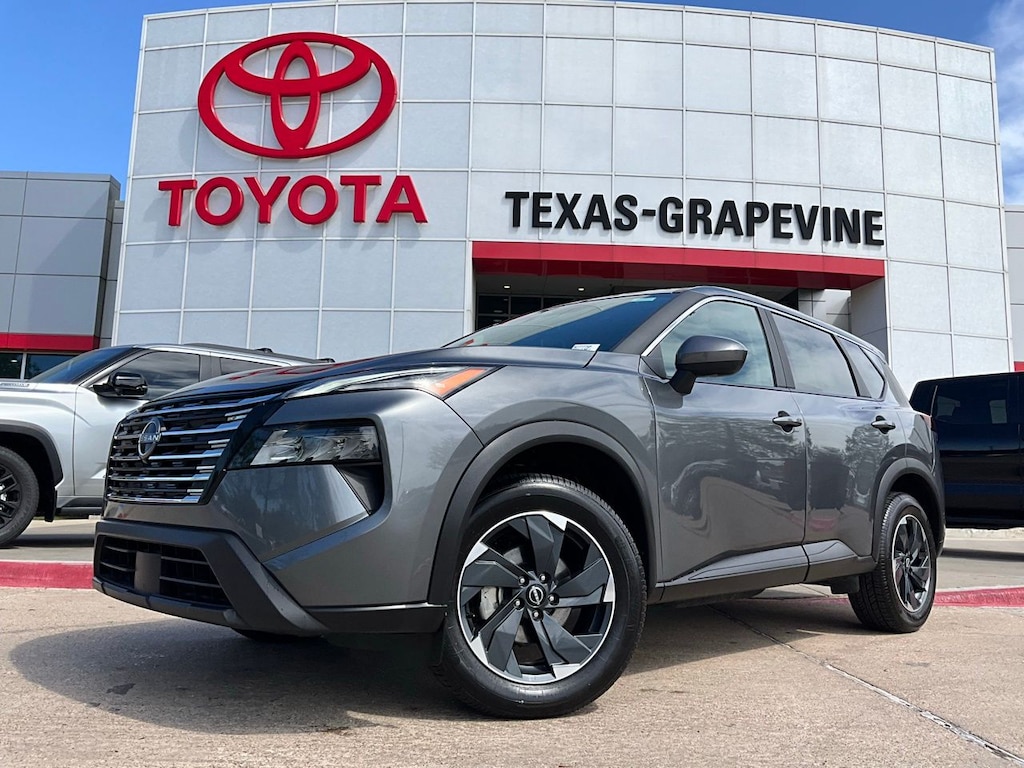 Used 2025 Nissan Rogue SV SUV