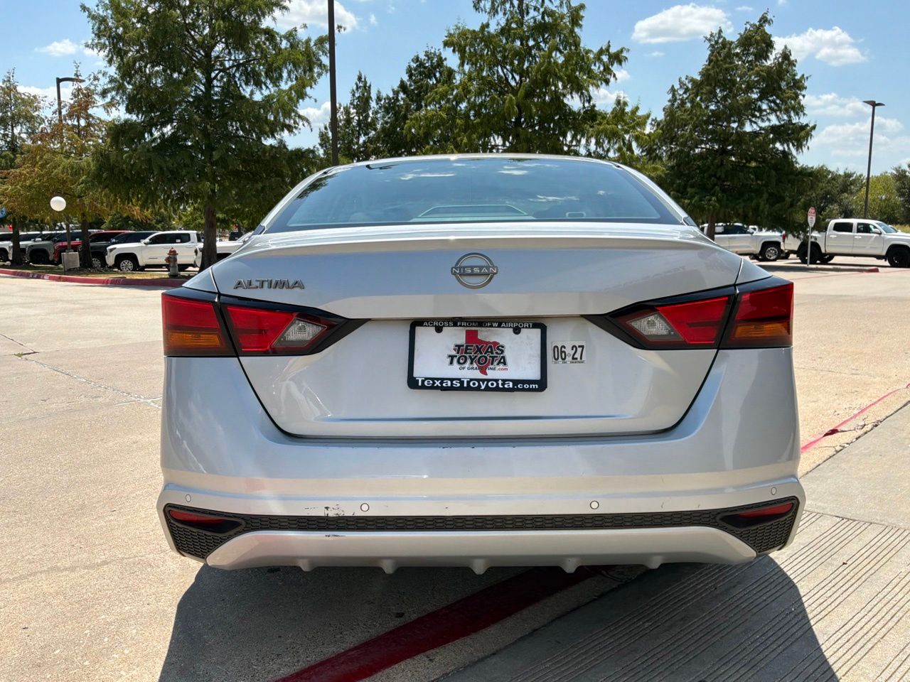2023 Nissan Altima S - Photo 7