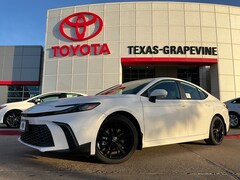 2026 Toyota Camry SE Sedan