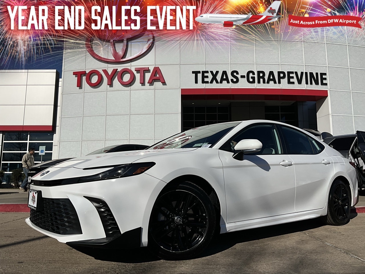 2025 Toyota Camry SE's photo