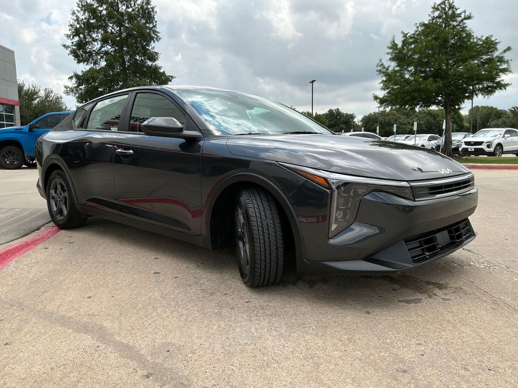 Used 2025 Kia