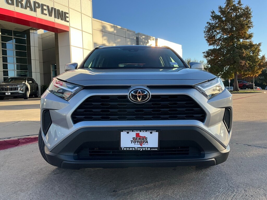 Used 2025 Toyota RAV4 XLE SUV