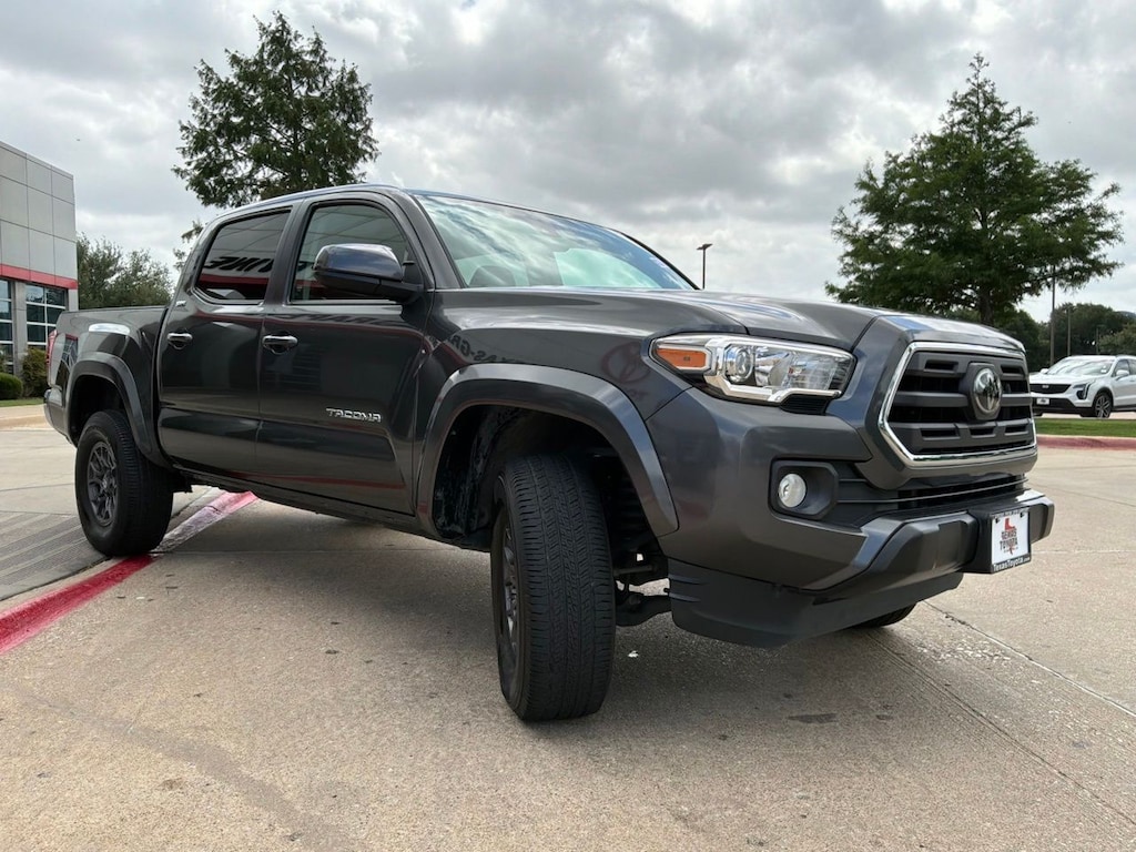 Used 2018 Toyota Tacoma SR5 Truck