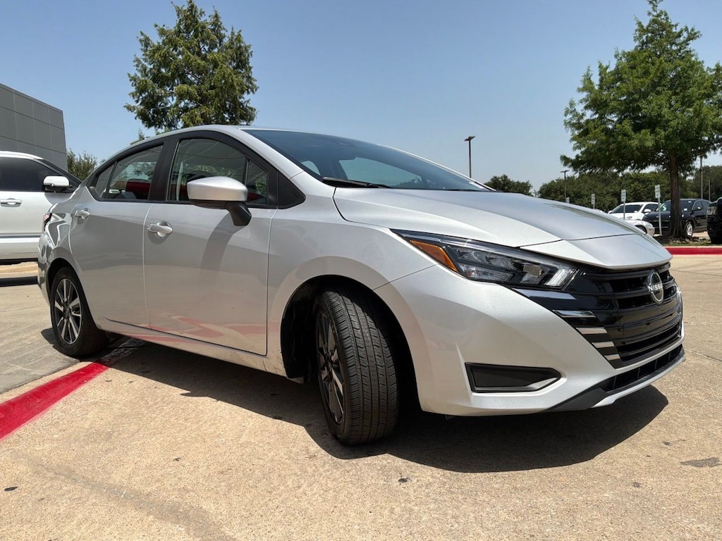 Used 2025 Nissan