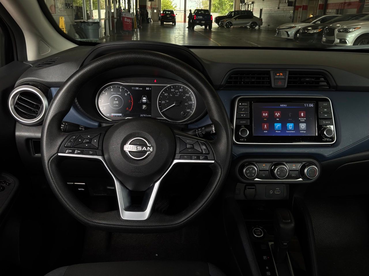 2025 Nissan Versa Sedan SV - Photo 13