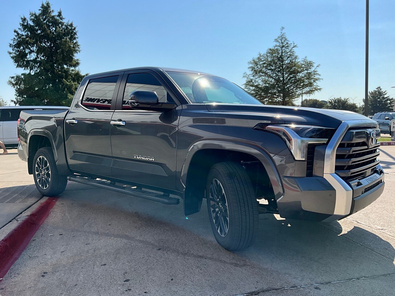 2026 Toyota Tundra Limited photo 4