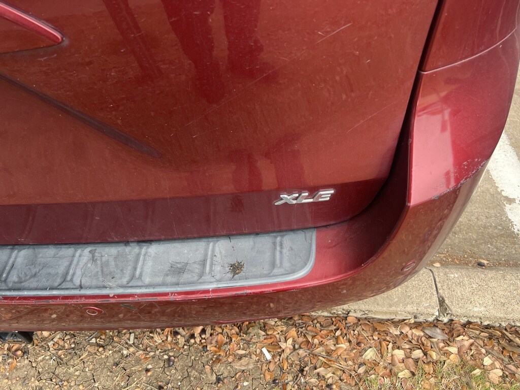 Used 2016 Toyota Sienna XLE Minivan/Van