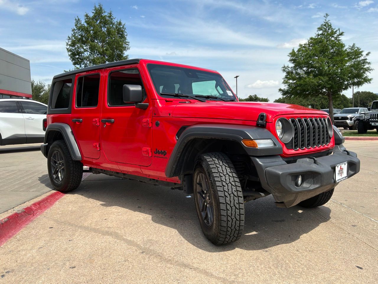 View vehicle photo 4