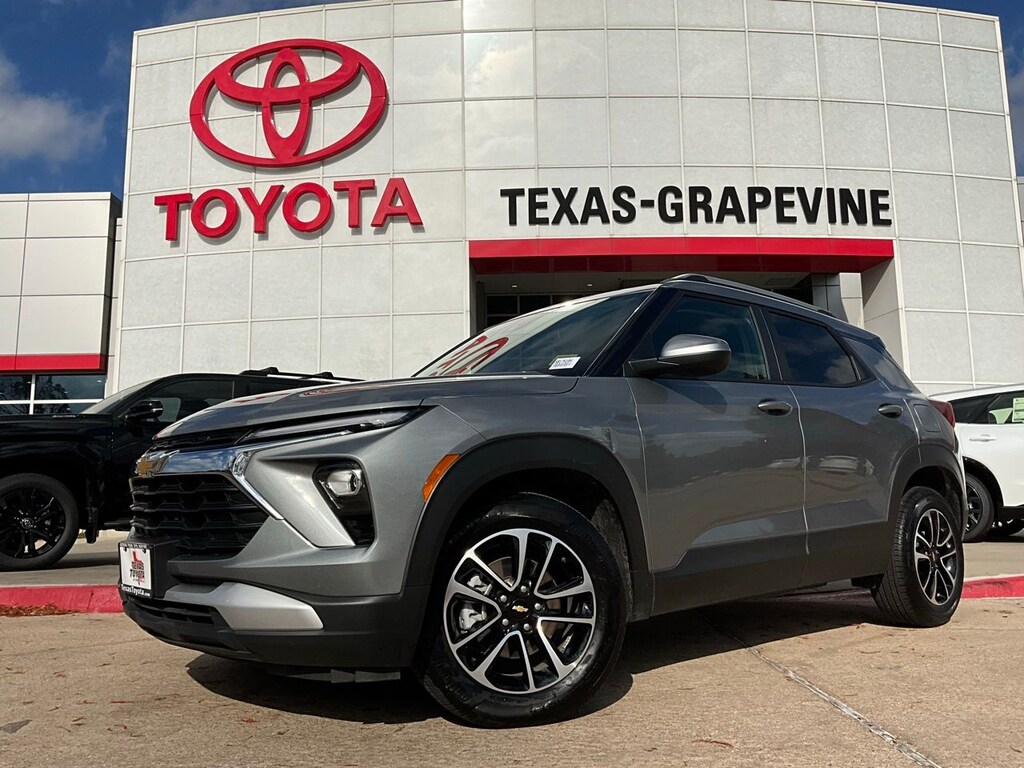 Used 2025 Chevrolet Trailblazer LT SUV