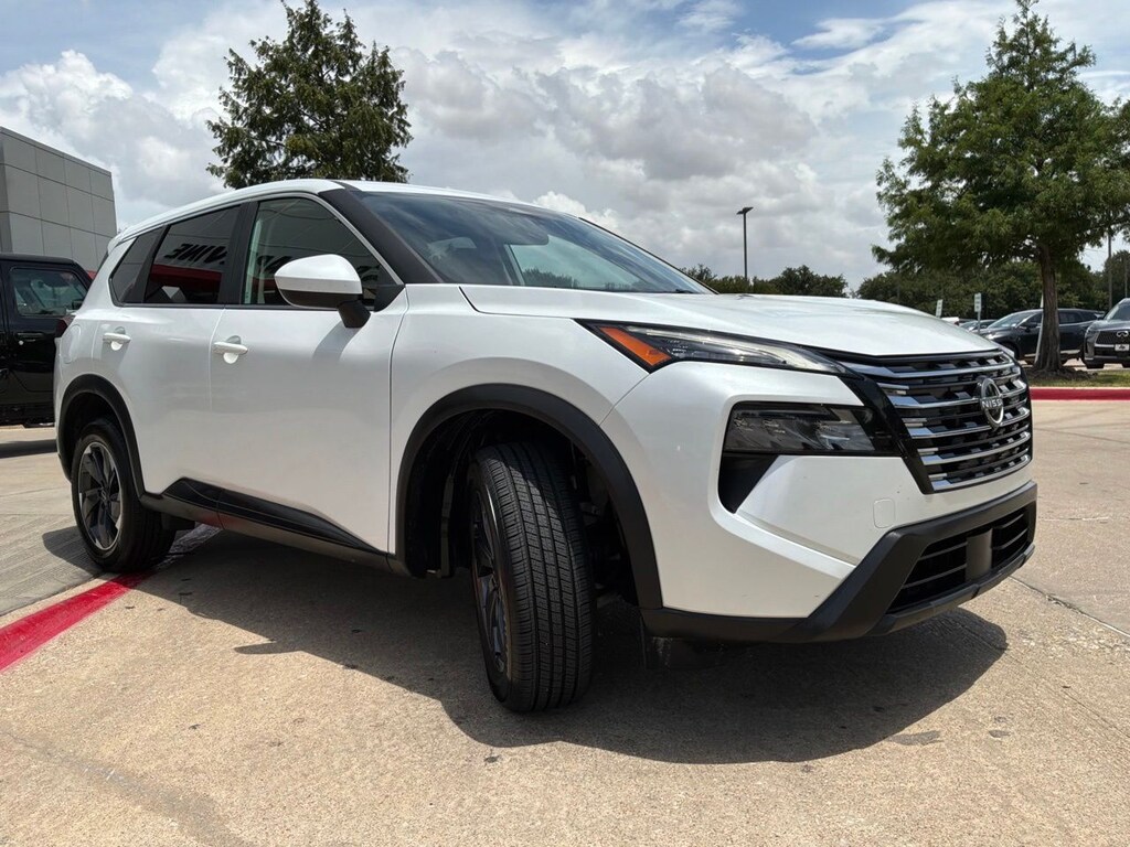 Used 2025 Nissan