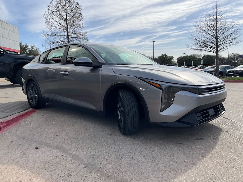 Used 2025 Kia K4 LXS Sedan