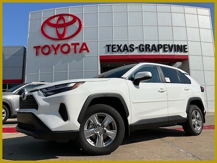 2025 Toyota RAV4 XLE SUV