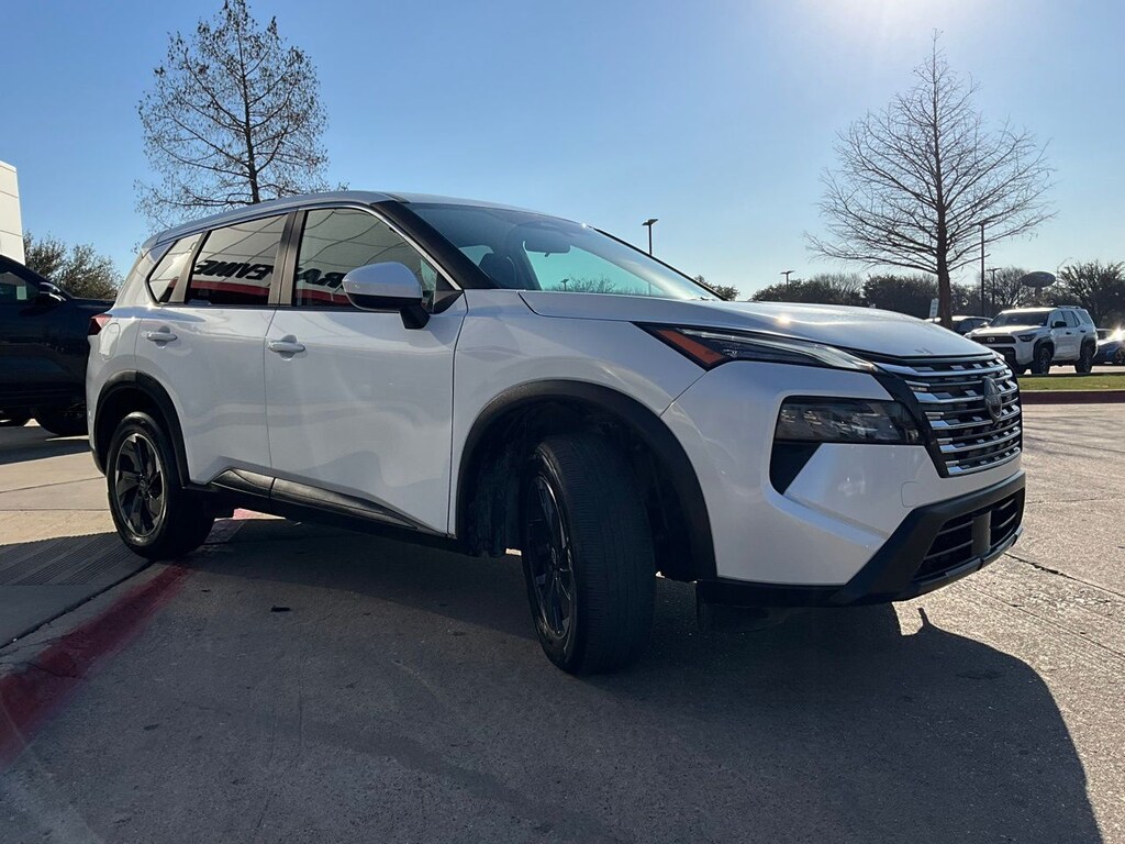 Used 2025 Nissan Rogue SV SUV